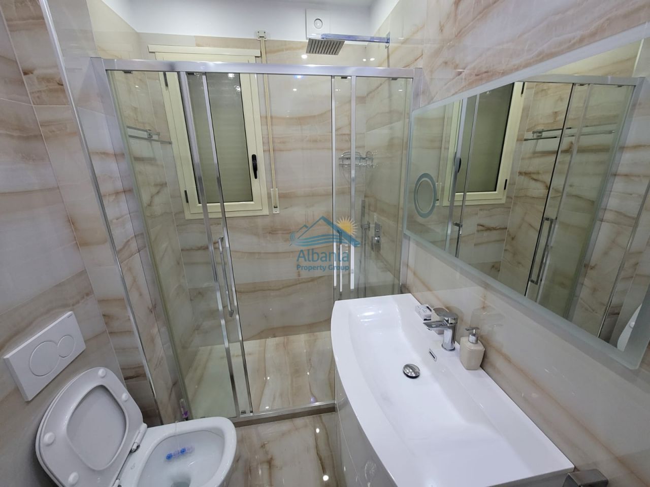 5 Rruga Reshat Osmani, Vlore 1195